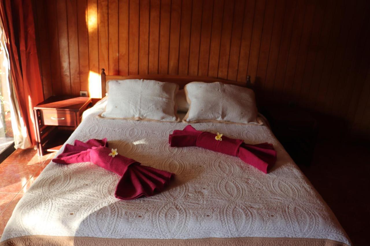 Hostal Avareipua 앙가로아 외부 사진