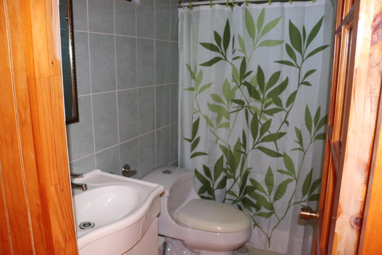 Hostal Avareipua 앙가로아 외부 사진